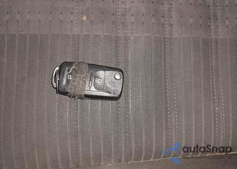 2013 Volkswagen Beetle Turbo из США, поврежденный, VIN 3VW467ATXDM611672